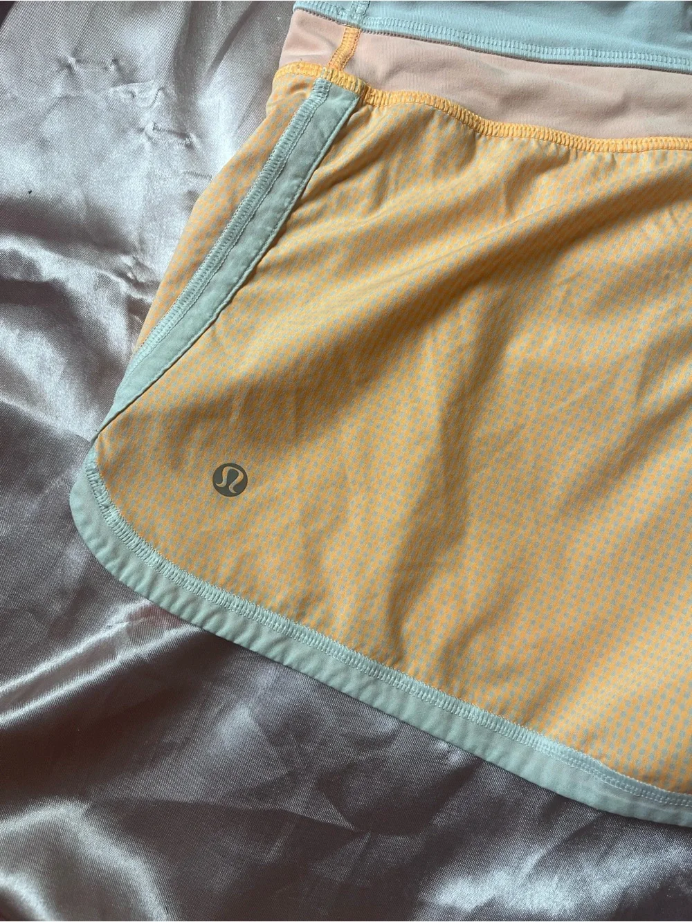 Lululemon Peach Orange Gingham Speed Up Shorts Size 8